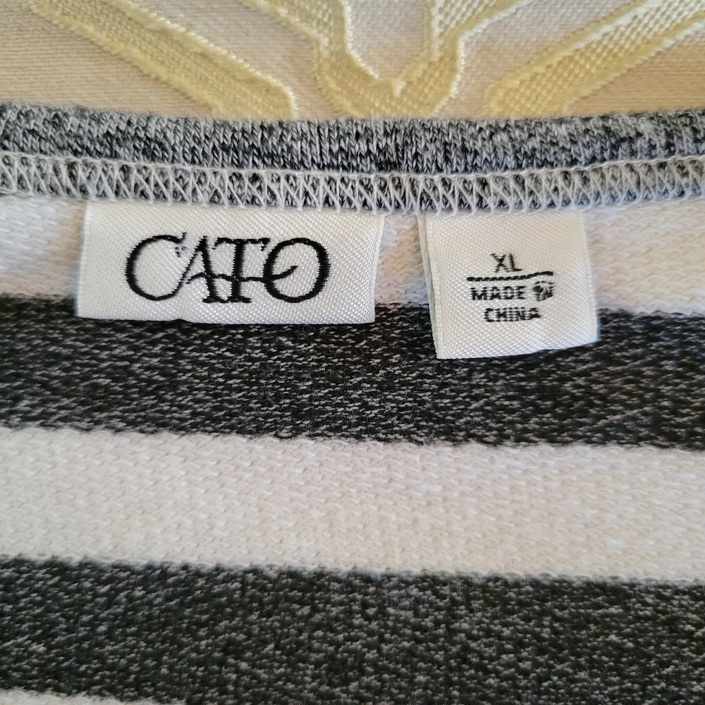 Cute Cato Jeweled Sweater with Jean Bottom Hem Design XL - Picture 5 of 10